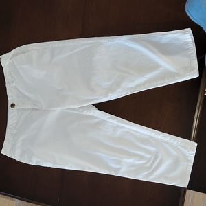 Macy's style and co white twill Capri's